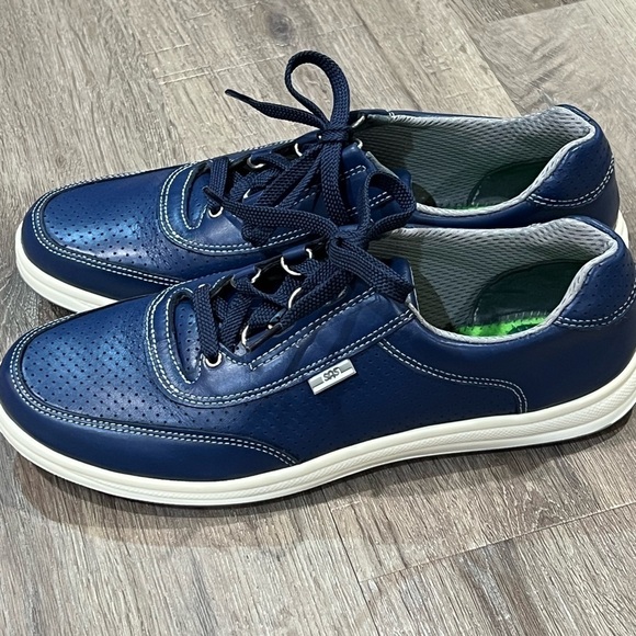 $210 New SAS 9.5 Narrow Women’s Sporty Lux Lace Sneaker Leather Navy Shoe - Picture 11 of 11